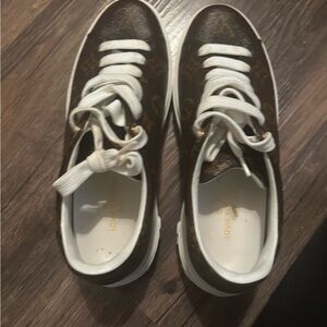 Louis Vuitton Women's Sneakers in Brown and White